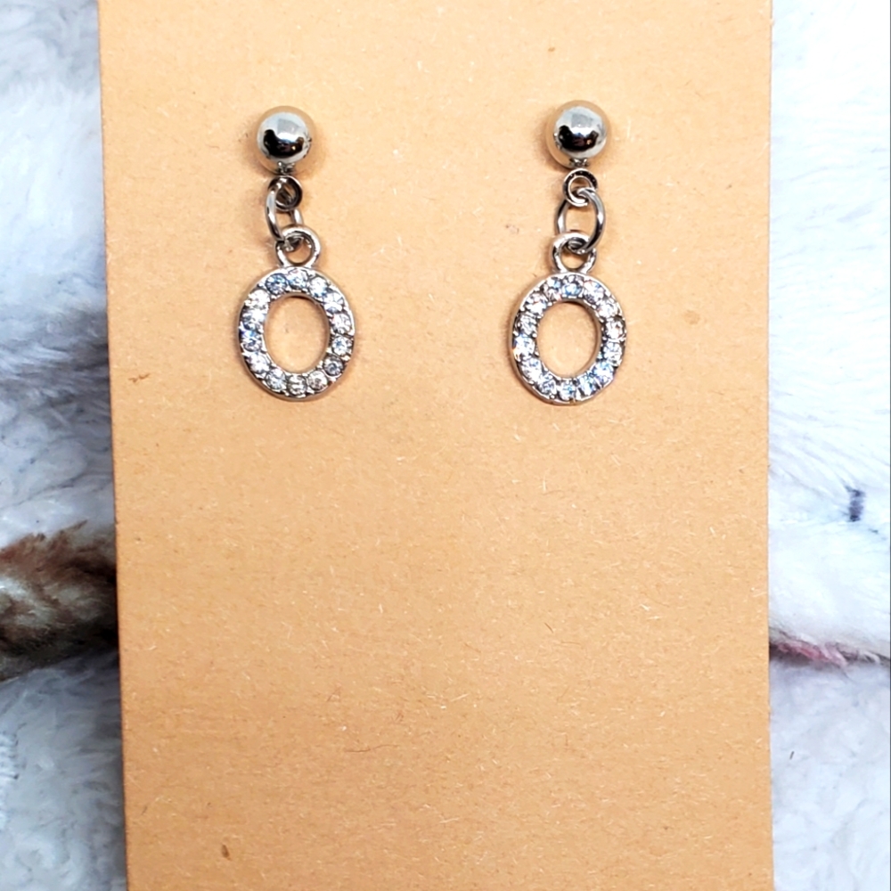 7/$10 O Initial Earrings, New